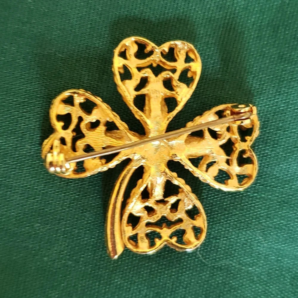 3/$20 Vintage Pin  Ruby Color Stone Goldtone